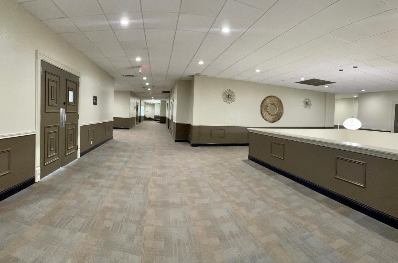 Surestay Plus By Best Western Lawton Esterno foto