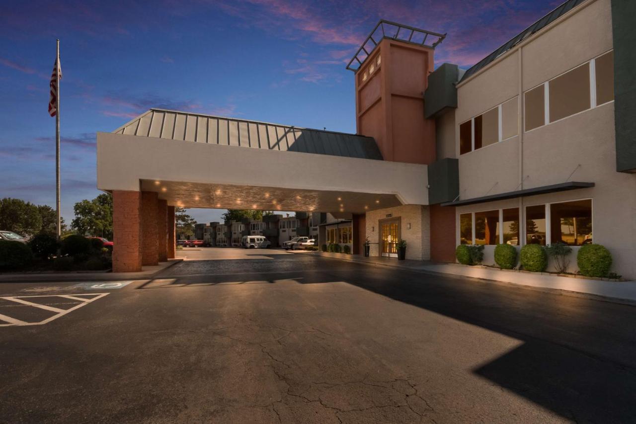 Surestay Plus By Best Western Lawton Esterno foto