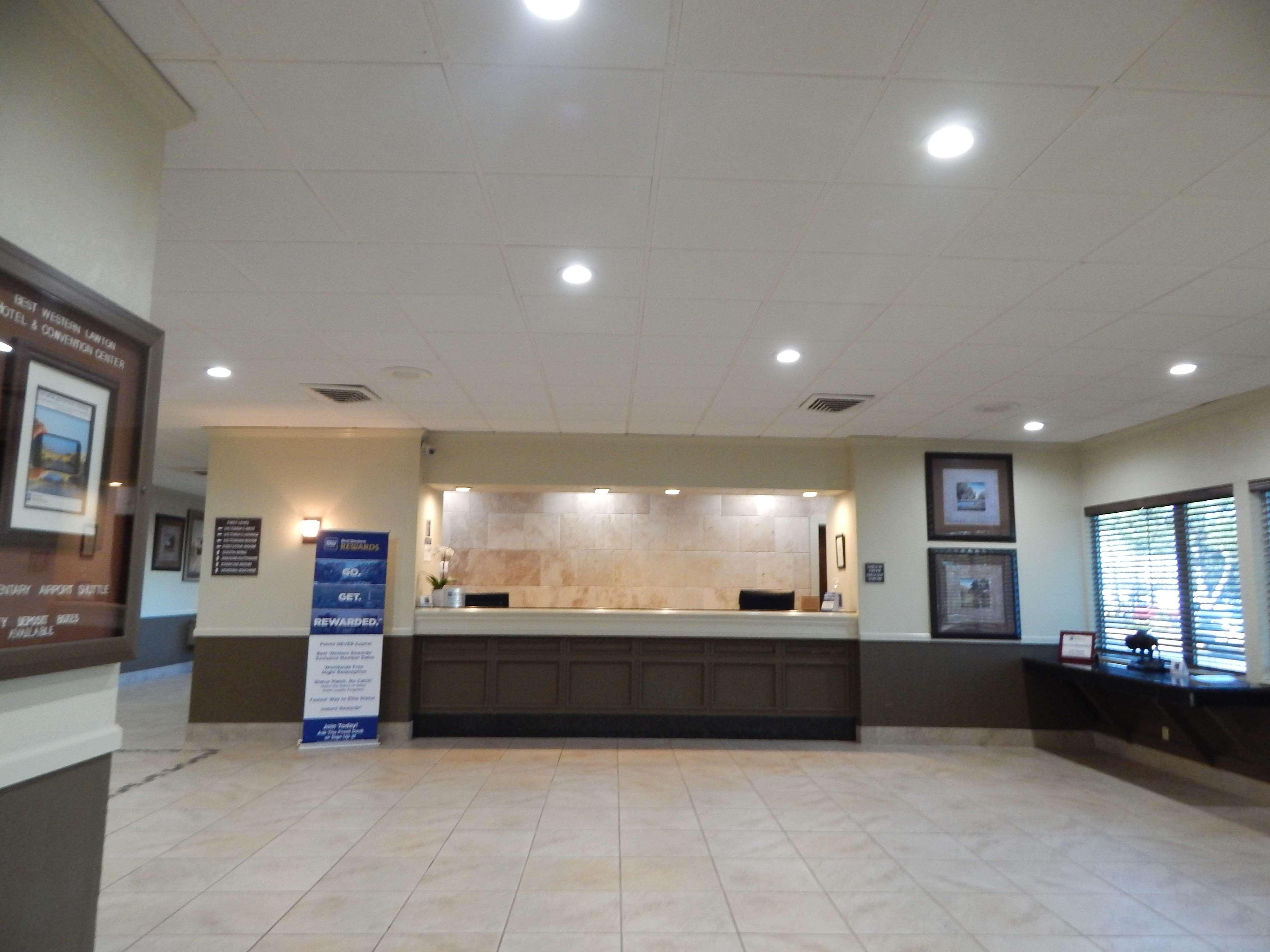 Surestay Plus By Best Western Lawton Esterno foto