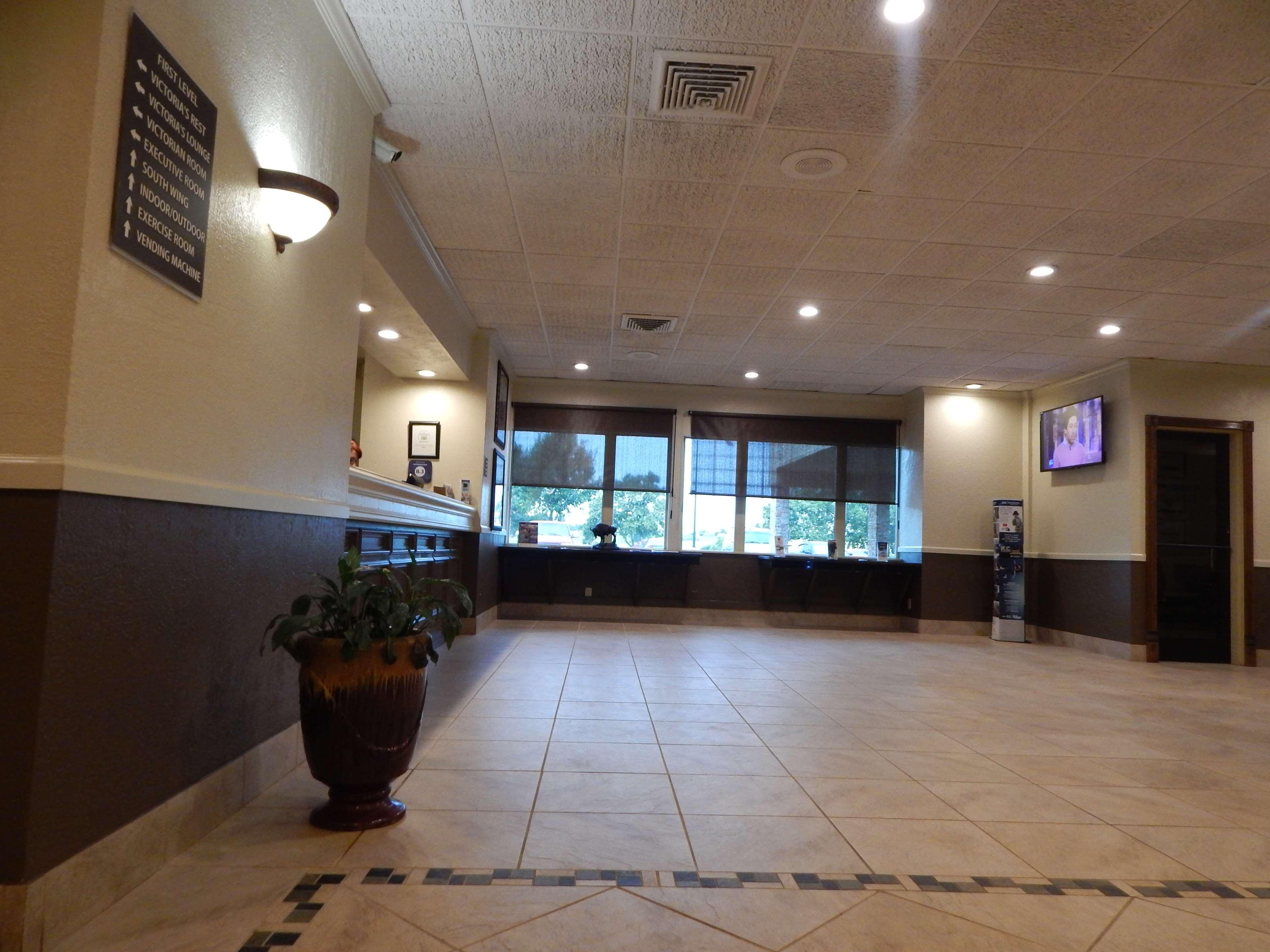 Surestay Plus By Best Western Lawton Esterno foto