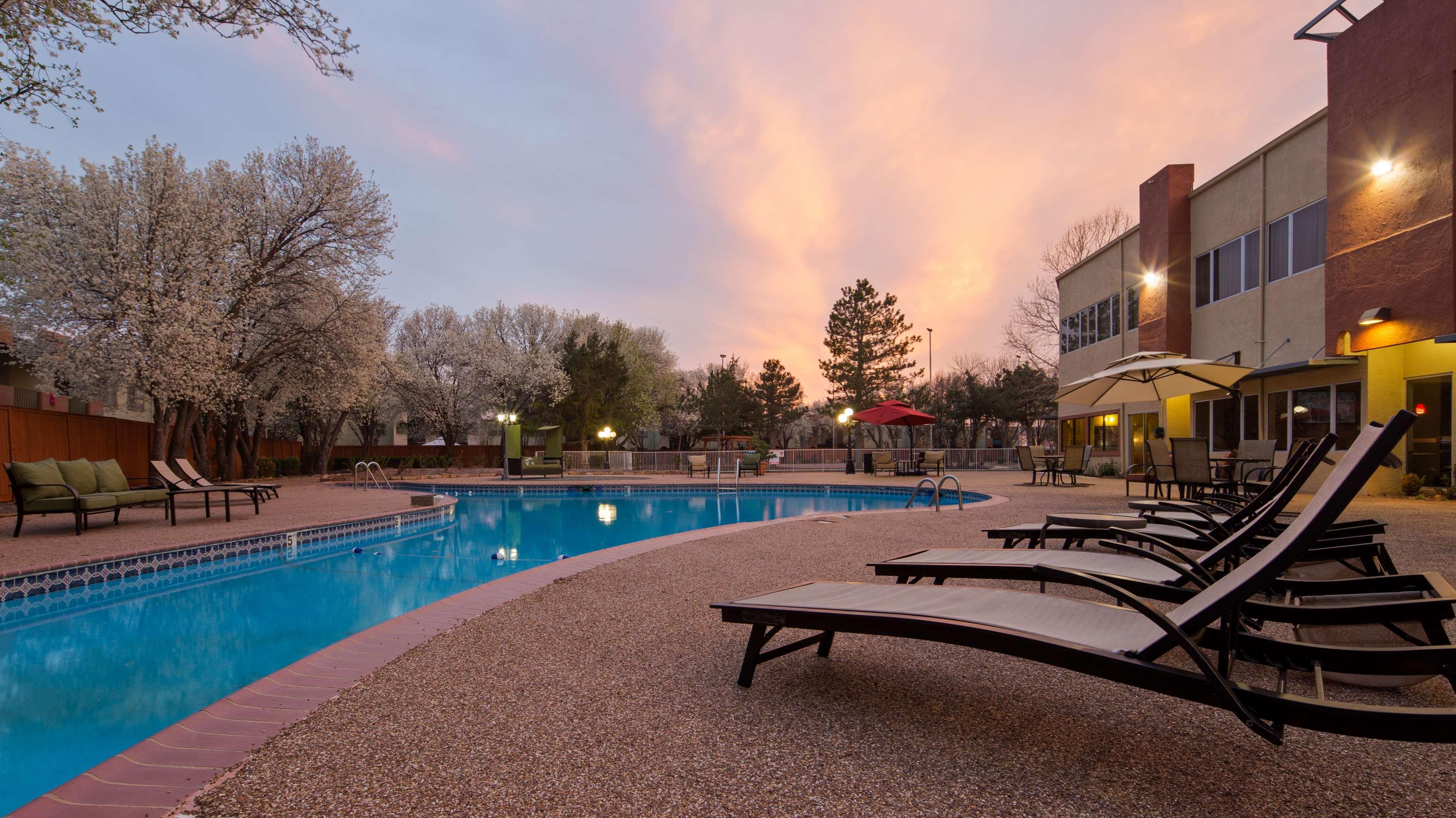 Surestay Plus By Best Western Lawton Esterno foto